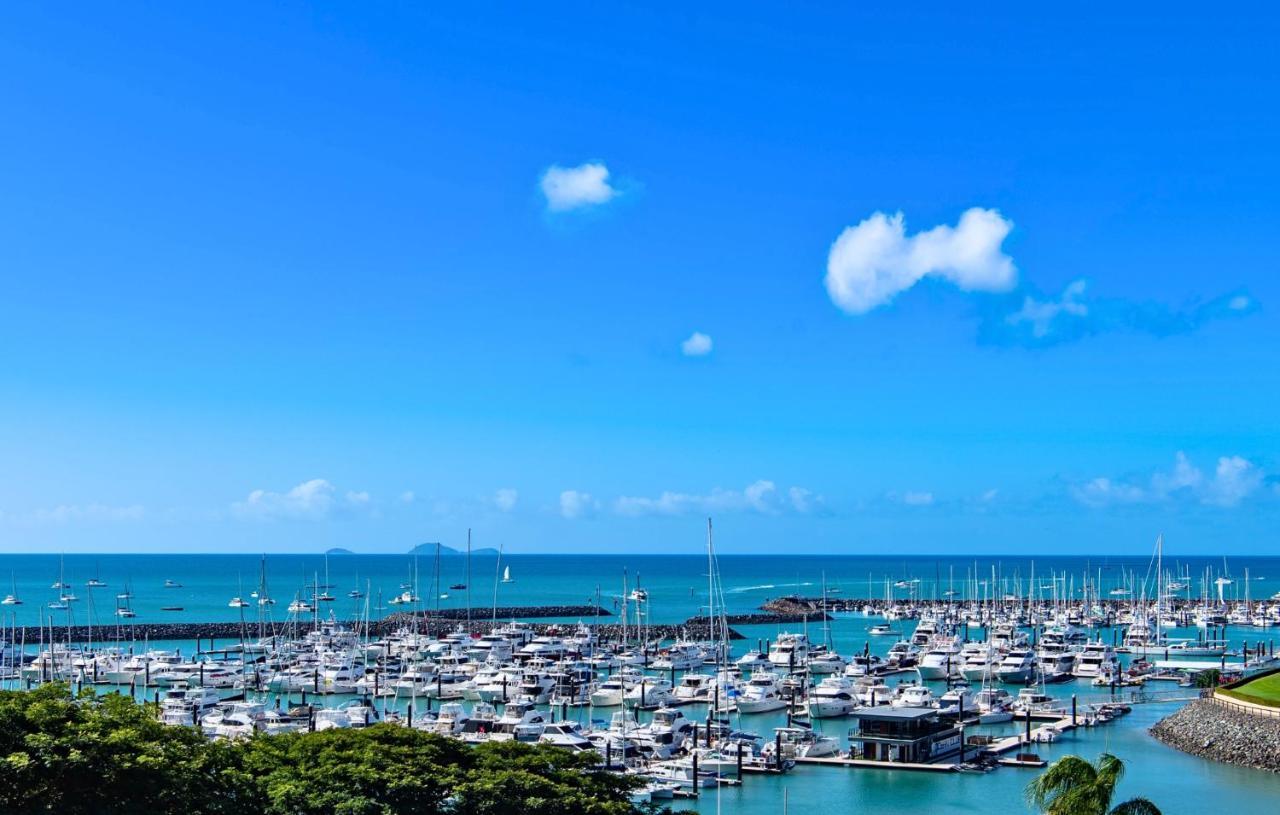 Shingley Beach Resort - Whitsundays Airlie Beach Exteriör bild