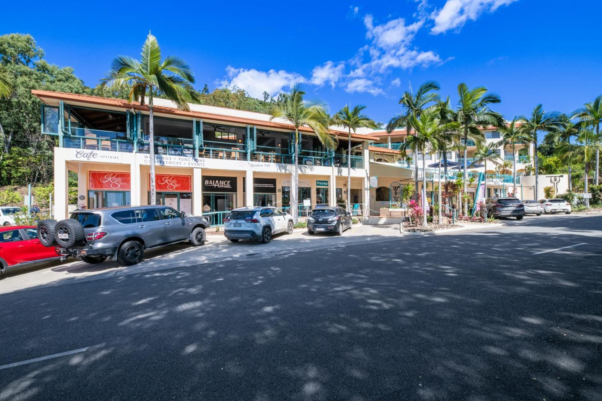 Shingley Beach Resort - Whitsundays Airlie Beach Exteriör bild